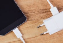 Από σήμερα ένας τύπος φορτιστή για όλες τις ηλεκτρονικές συσκευές