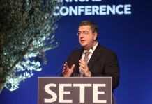 Απ. Τζιτζικώστας στο Ετήσιο Συνέδριο του ΣΕΤΕ: Πρώτη φορά κοινή ευρωπαϊκή πολιτική για τον τουρισμό