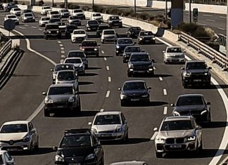 Παραδίδονται θέσεις στάθμευσης σε Νέα Ελβετία και ιστορικό κέντρο