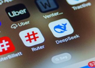 Η πετυχημένη κυκλοφορία του κινεζικού μοντέλου τεχνητής νοημοσύνης της DeepSeek προκαλεί σοκ στην αμερικανική αγορά