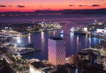 Ο Πύργος Πειραιά αποσπά κορυφαίες διακρίσεις, σε εθνικό και διεθνές επίπεδο, για την αρχιτεκτονική και τον φωτισμό του