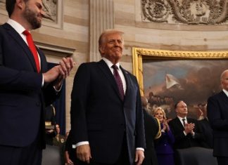 Ο Τραμπ δήλωσε ότι θα προτιμούσε να μην επιβάλει δασμούς στα κινεζικά προϊόντα