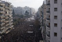 Μέγα πλήθος για τα Τέμπη στη Θεσσαλονίκη – «Η μεγαλύτερη συγκέντρωση που έχει γίνει ποτέ» – Συλλαλητήρια σε κάθε γωνιά της Ελλάδας (εικόνες)