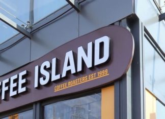 Είσοδος της ελληνικής αλυσίδας καφεστίασης Coffee Island στην Ινδία