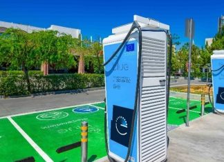 Τέσσερα χρόνια ΔΕΗ blue: 2.800 σημεία φόρτισης σε πάνω από 770 τοποθεσίες