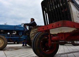 Αυξάνεται ο αριθμός των αγροτών που διαμαρτύρονται σε 13 σημεία στην Κ. Μακεδονία