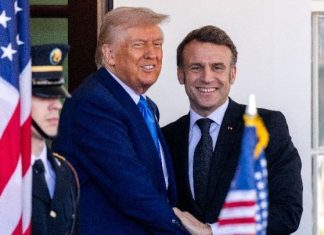 Μακρόν: Η ΕΕ προετοιμάζει «αμοιβαίους δασμούς» στον χάλυβα και το αλουμίνιο