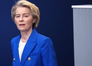 Η Ούρσουλα φον ντερ Λάιεν αντιμέτωπη με πρόταση μομφής στις 10 Ιουλίου