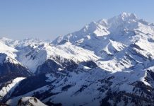 Μέσα στην άνοιξη, σφοδρές χιονοπτώσεις σημειώνονται στις ελβετικές και τις γαλλικές Άλπεις