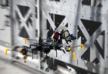 Η επανάσταση στις κατασκευές έρχεται… εξ ουρανού: Ιπτάμενα ρομπότ θα μπορούν να χτίζουν ουρανοξύστες – Δείτε πώς