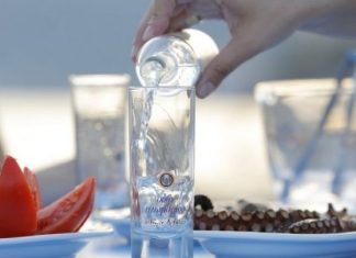 Αλκοολούχα ποτά: Το ούζο μεγάλος πρωταγωνιστής των εξαγωγών