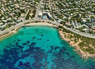 Το τουριστικό προφίλ της Αθηναϊκής Ριβιέρας μεταμορφώνεται – Αναπλάσεις και επενδύσεις υψηλού επιπέδου δίνουν νέα πνοή στο παραλιακό μέτωπο