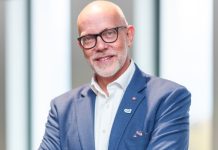 Chris Skeith, OBE: Η περαιτέρω ανάπτυξη της εκθεσιακής βιομηχανίας μπορεί να αποτελέσει τεράστια ευκαιρία για την Ελλάδα