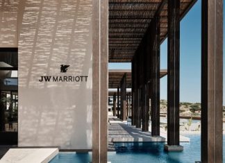 JW Marriott: Το πρώτο παραθαλάσσιο resort του brand στη Μεσόγειο άνοιξε στην Κρήτη