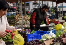 Πιλοτική απογευματινή λειτουργία όλων των λαϊκών αγορών, μία μέρα την εβδομάδα πρότειναν στον περιφερειάρχη Αττικής