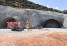 Μπράλος – Άμφισσα: Παίρνει μορφή ο «κρυμμένος» νέος δρόμος των δύο σηράγγων και των έξι γεφυρών