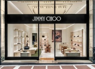 Ο οίκος Jimmy Choo άνοιξε την πρώτη του μπουτίκ στην Αθήνα