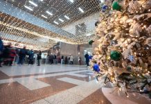 ΣΤΑΣΥ: Χριστούγεννα 2025 στο Μετρό και το Τραμ της Αθήνας