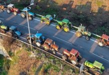 Κλιμακώνονται οι κινητοποιήσεις στα μπλόκα, από τα Μάλγαρα και το Δερβένι μέχρι τη Νικήτη