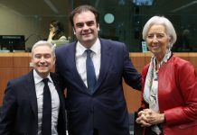 Κ. Πιερρακάκης προσερχόμενος στο Eurogroup: Ζωτικής σημασίας να διαφυλάξουμε τον διεθνή ρόλο του ευρώ