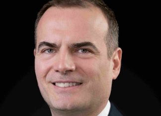 Παπαστράτος: Ο Γ. Μαργώνης αναλαμβάνει αντιπρόεδρος Ευρώπης της Philip Morris International