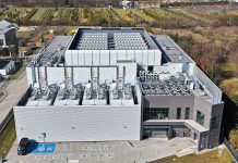 Data4: Εγκαινίασε δεύτερο data center κοντά στη Βαρσοβία – Οι επενδύσεις στην Πολωνία θα φτάσουν τα 600 εκατ. ευρώ έως το 2030