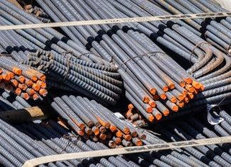 Η ΕΕ διπλασιάζει τους τελωνειακούς δασμούς στον εισαγόμενο χάλυβα