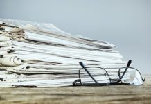 Νέο τοπίο διαφάνειας στα ΜΜΕ: Υποχρεωτική η δημοσιοποίηση ιδιοκτησίας και κρατικής διαφήμισης – Όλες οι Αλλαγές