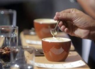 Ένα καφέ με μάνατζeρ την Τεχνητή Νοημοσύνη άνοιξε πρόσφατα σε συνοικία της Στοκχόλμης