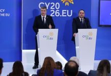 Απ. Τζιτζικώστας: «Η ΕΕ διαθέτει επαρκή ποσότητα καυσίμων για αεροδρόμια και αεροσκάφη για το επόμενο διάστημα»