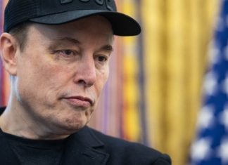 Ντεμπούτο της SpaceX στη Wall Street – Ο Μασκ έγινε ο πρώτος τρισεκατομμυριούχος