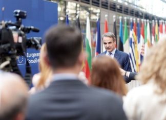 Κυρ. Μητσοτάκης: Όλοι οι εποπτικοί μηχανισμοί επί ποδός, ώστε η μείωση των τιμών του πετρελαίου να φτάσει τελικά στην αντλία