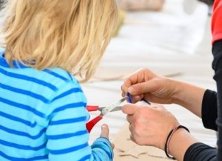 Άνοιξε η πλατφόρμα ntantades.gov.gr για τις αιτήσεις στη δράση «Νταντάδες της Γειτονιάς»