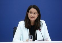 Καταργείται η περικοπή συντάξεων χηρείας του νόμου Κατρούγκαλου – Πόσοι ωφελούνται από τη νομοθετική ρύθμιση