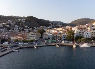 Μυτιλήνη: Μαθαίνουν να φτιάχνουν μανεστράκια για καλό σκοπό