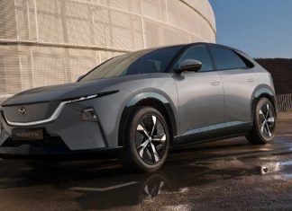 Το νέο Mazda CX-6e έχει προηγμένη ηλεκτρική τεχνολογία, εκλεπτυσμένο ιαπωνικό design και προσφέρει αυθεντική οδηγική εμπειρία