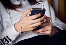 Ανήλικοι και κοινωνικά δίκτυα: η Meta αντιμέτωπη με αγωγή δεκάδων αμερικανικών πολιτειών