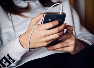 Ανήλικοι και κοινωνικά δίκτυα: η Meta αντιμέτωπη με αγωγή δεκάδων αμερικανικών πολιτειών