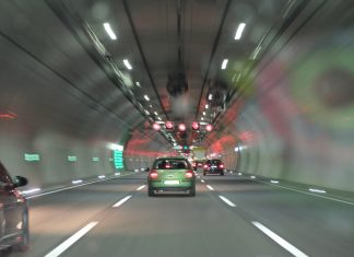 Ένα υποχρεωτικό εθνικό πλαίσιο κανόνων σχετικά με τις απαιτήσεις ασφάλειας των συστημάτων αυτόνομης οδήγησης θα τεθεί σε εφαρμογή την 1η Ιουλίου του 2027