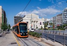 Πυκνώνουν τα δρομολόγια του τραμ – Μικρότεροι χρόνοι αναμονής για τους επιβάτες