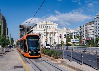 Πυκνώνουν τα δρομολόγια του τραμ – Μικρότεροι χρόνοι αναμονής για τους επιβάτες