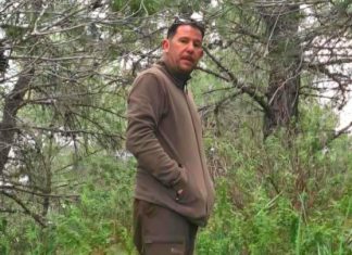 ΑΦΙΕΡΩΜΑ: Γιάννης Ελενίτσας, ο Ροδίτης γεωπόνος – βοτανολόγος που σπέρνει την ελληνική φύση με… κάρτες σε όλες τις χώρες του κόσμου