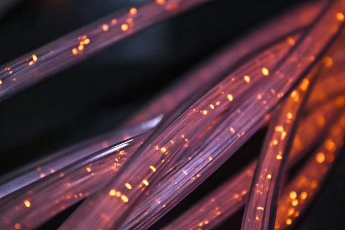 telecommunications - τηλεπικοινωνίες